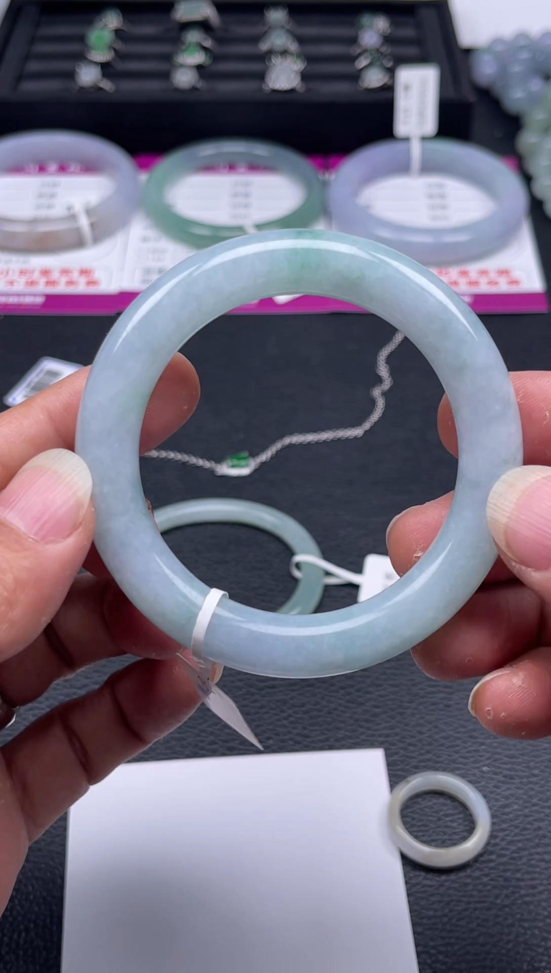 【闪购商品】翡翠手镯未镶嵌手镯