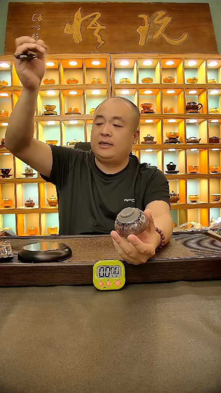 茶盏哈*瓜372.。。。