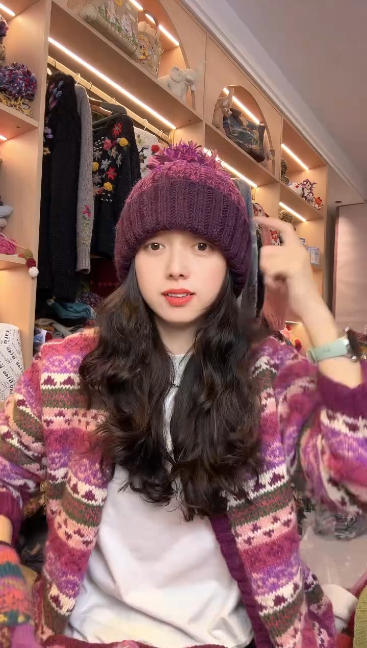 羊毛纯手工翻边帽紫气东来