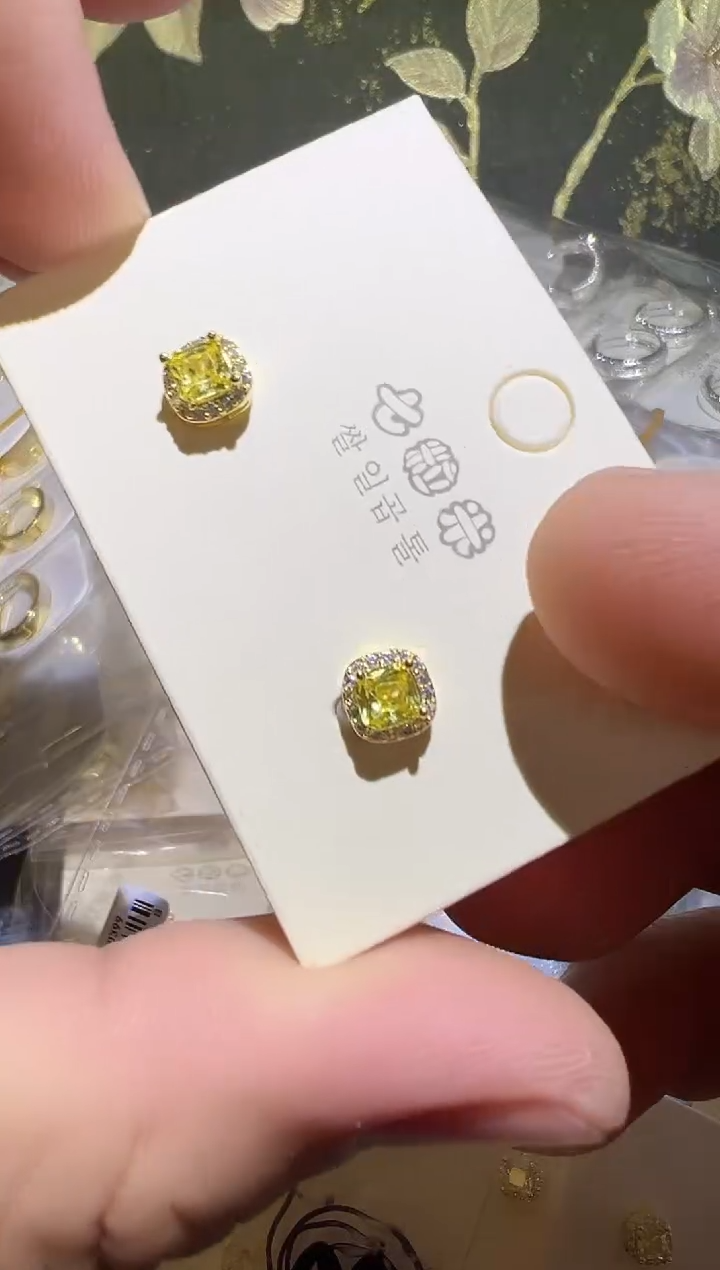 纯铜925银合成立方氧化锆F136