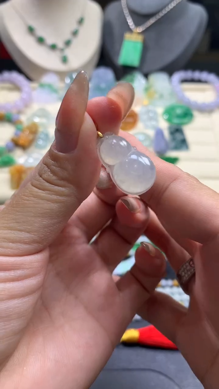 【闪购商品】翡翠颈饰18K金镶嵌翡翠