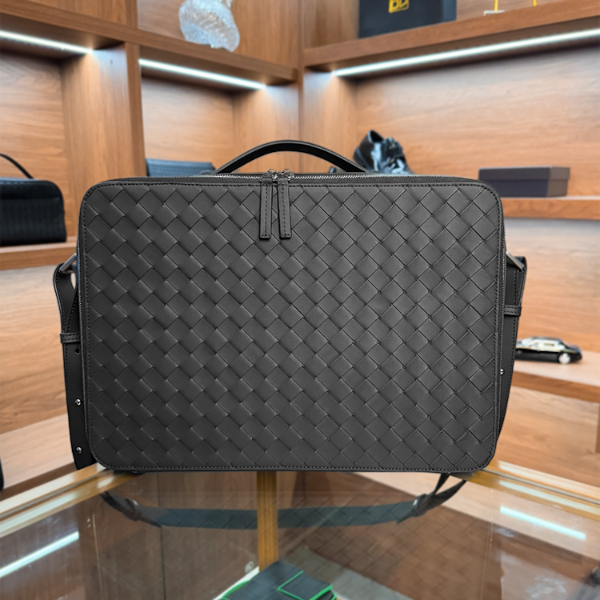 BVBV头层胎牛皮纯手工编织公文包个性经典轻奢高档时尚斜跨单肩包