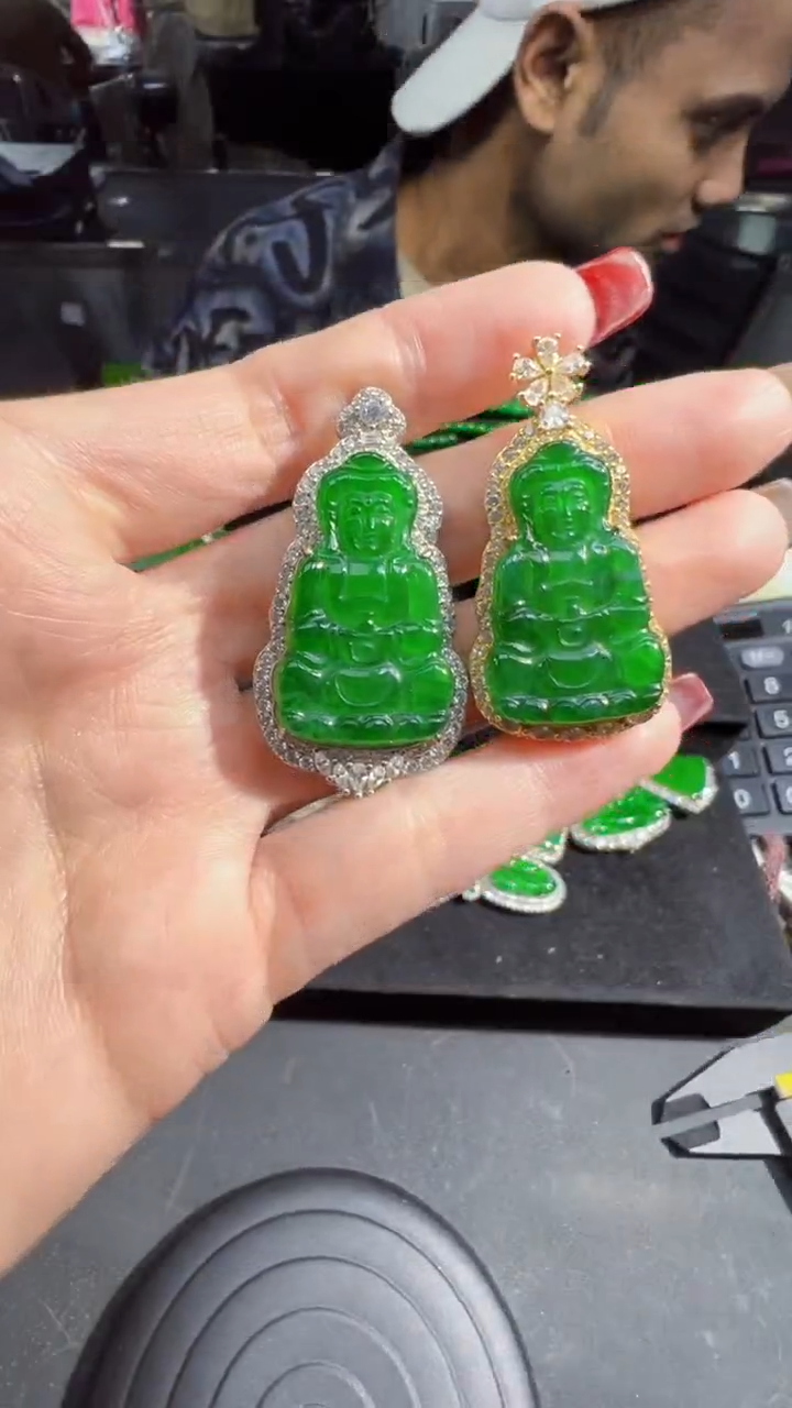 【闪购商品】定制翡翠未镶嵌观音商品多样性发货1