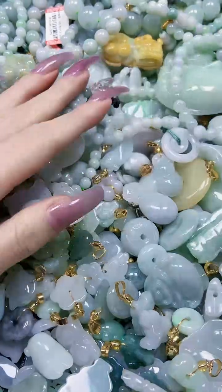 【闪购商品】翡翠颈饰未镶嵌闪购0095294