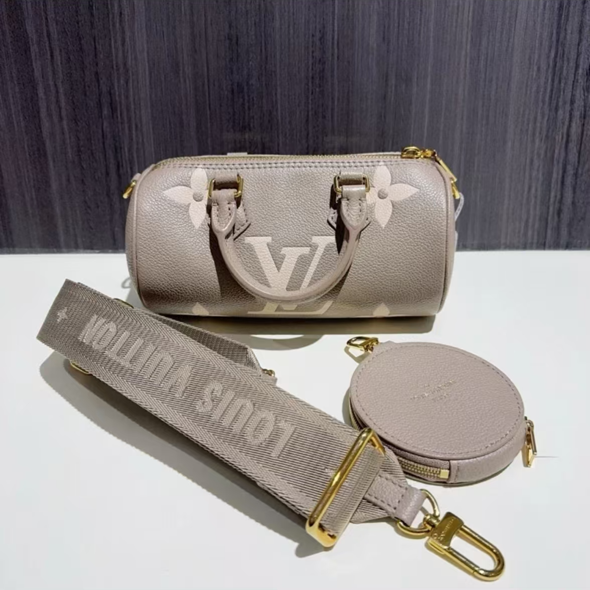 95新 LouisVuitton/路易威登 胖虎佳佳/箱包/斜挎包/1B2410150032
