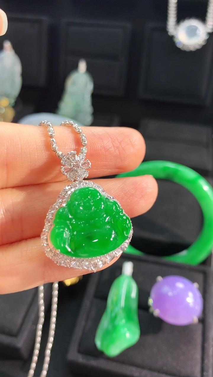 【闪购商品】翡翠吊坠(不含链)18K金镶嵌吊坠