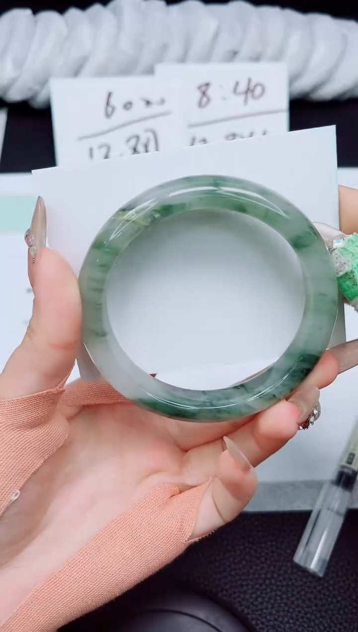 石英质玉未镶嵌手镯A57-64