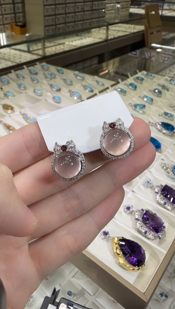 银S925镶嵌耳饰芙蓉石星光粉水晶10mm耳扣