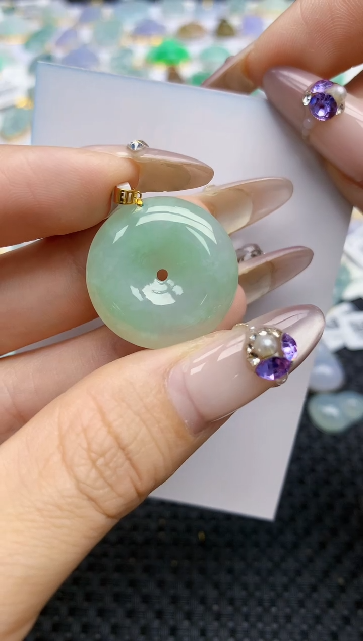 翡翠挂件18K金镶嵌201    天然翡翠A货