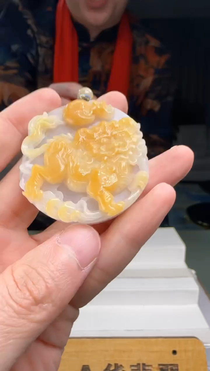 【闪购商品】翡翠吊坠(不含链)未镶嵌DY@@960Q3J10249