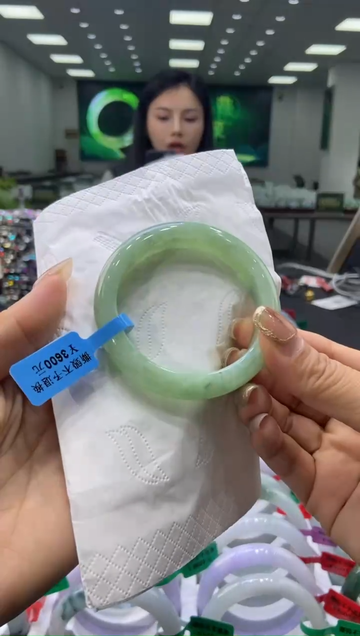 未镶嵌手镯翡翠00006649