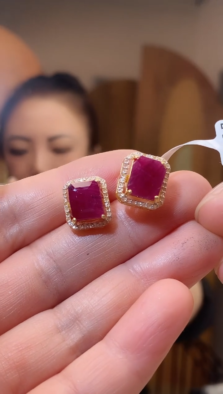 未镶嵌耳饰红宝石天然红宝石耳饰