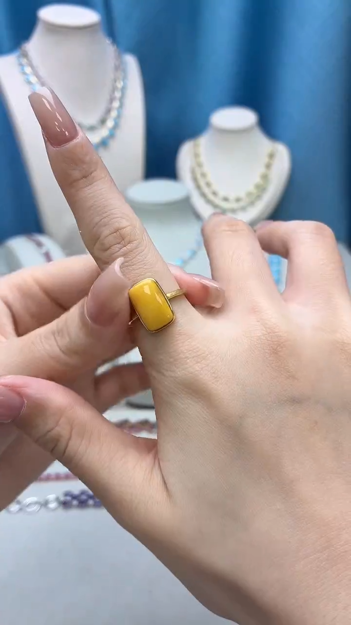 银S925镶嵌蜜蜡戒指175BJ1209产品一个（多样性）