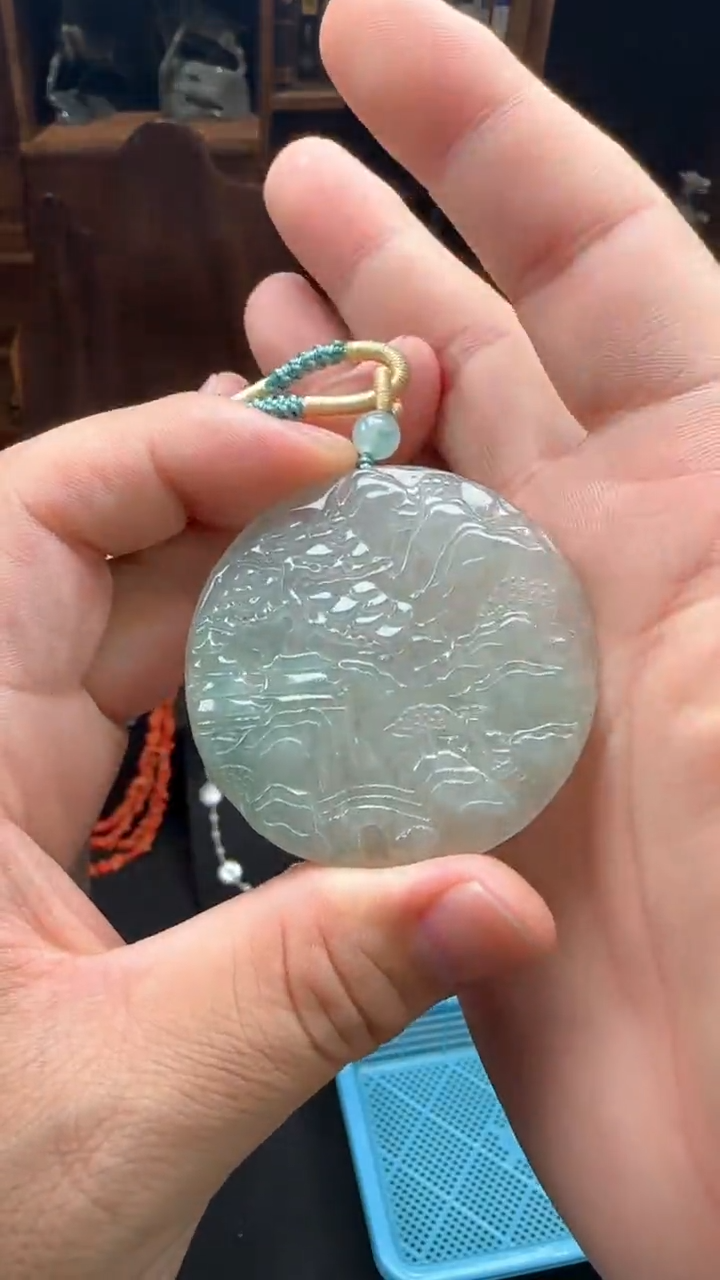 吊坠(不含链)未镶嵌翡翠天然缅甸A货翡翠（山水牌）