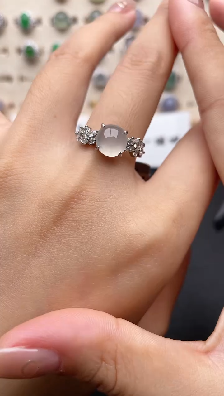 【闪购商品】翡翠戒指银S925镶嵌一物一证一礼盒