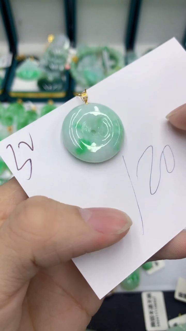 【闪购商品】翡翠颈饰18K金镶嵌翡翠