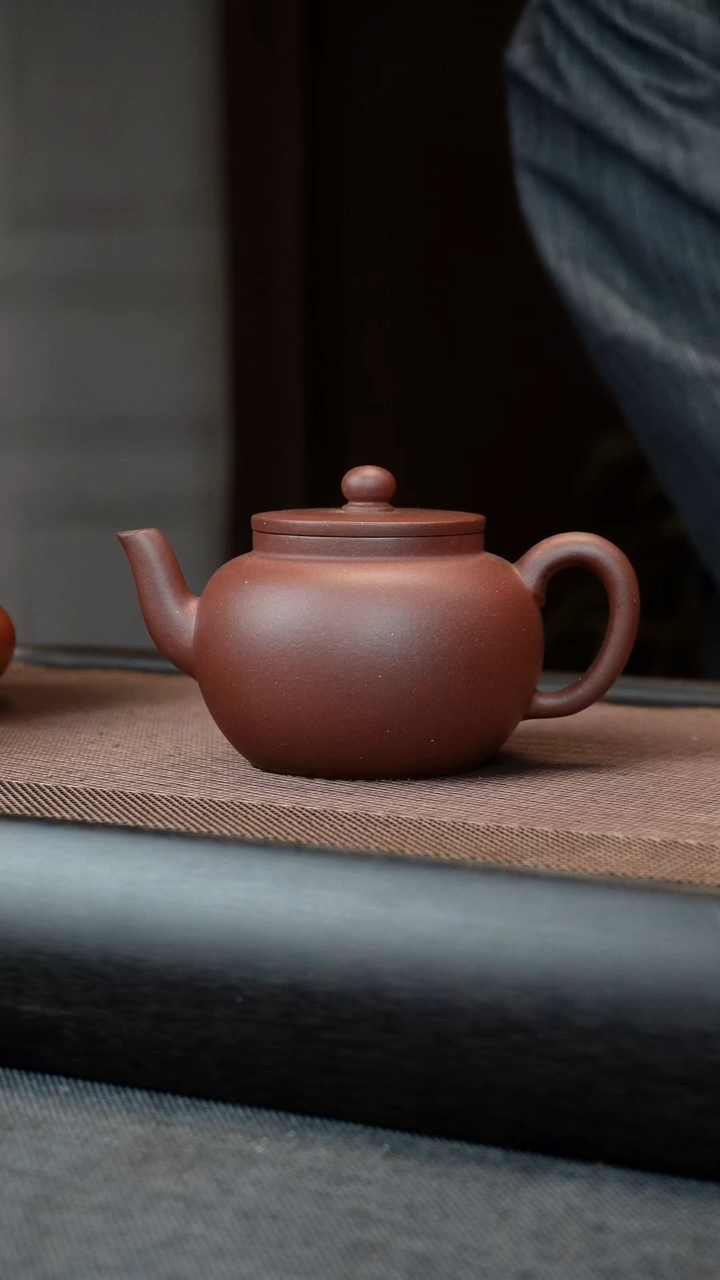 【闪购商品】紫砂茶壶本山 0添加 平盖莲子 190CC