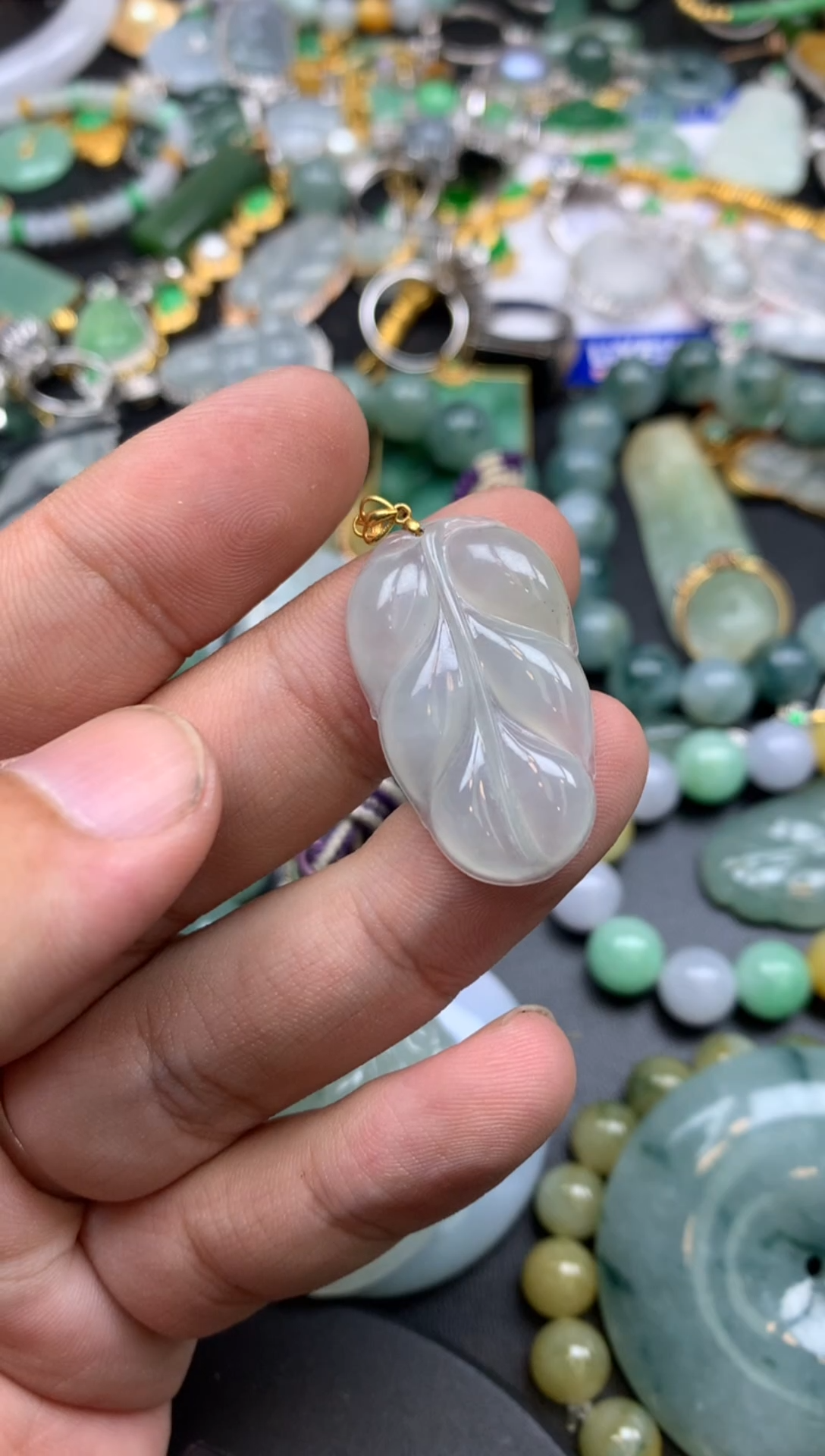 颈饰18K金镶嵌翡翠修罗商品不退不换