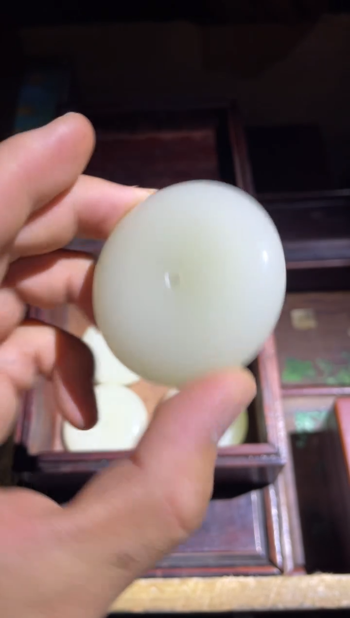 和田玉未镶嵌颈饰白玉平安扣1件