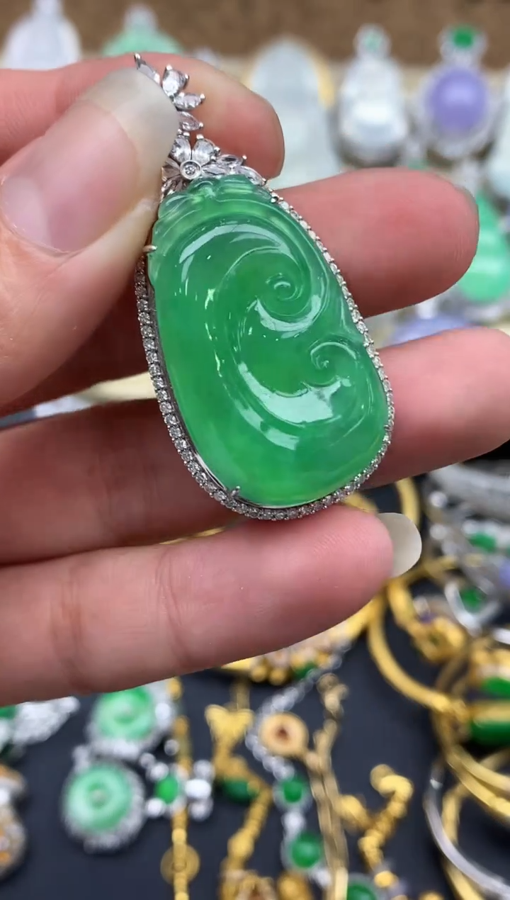 【闪购商品】翡翠颈饰18K金镶嵌530-中国好珍宝