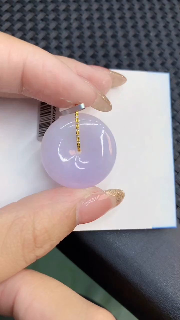 翡翠18K金镶嵌颈饰             8