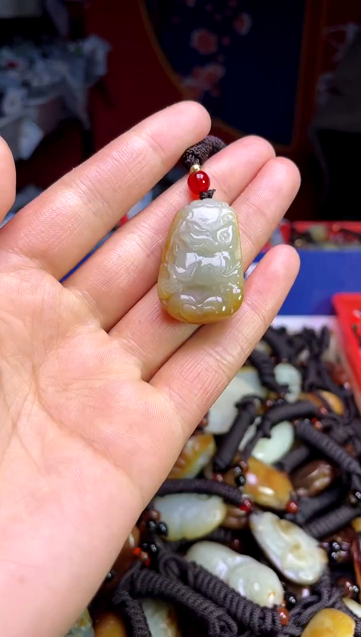 【闪购商品】和田玉颈饰未镶嵌1