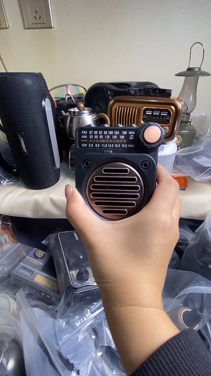 幸****。小东小收音机90