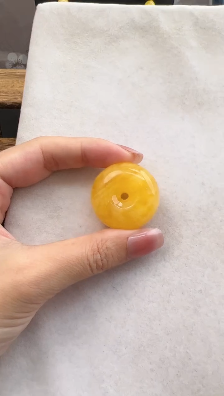 【闪购商品】琥珀裸石未镶嵌10112103-吊坠