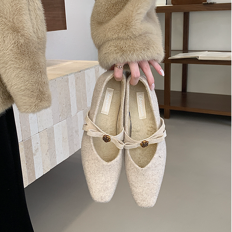 玛丽珍女鞋巨好看的法式白色2025蝴蝶结毛毛鞋女外穿加绒秋冬单鞋