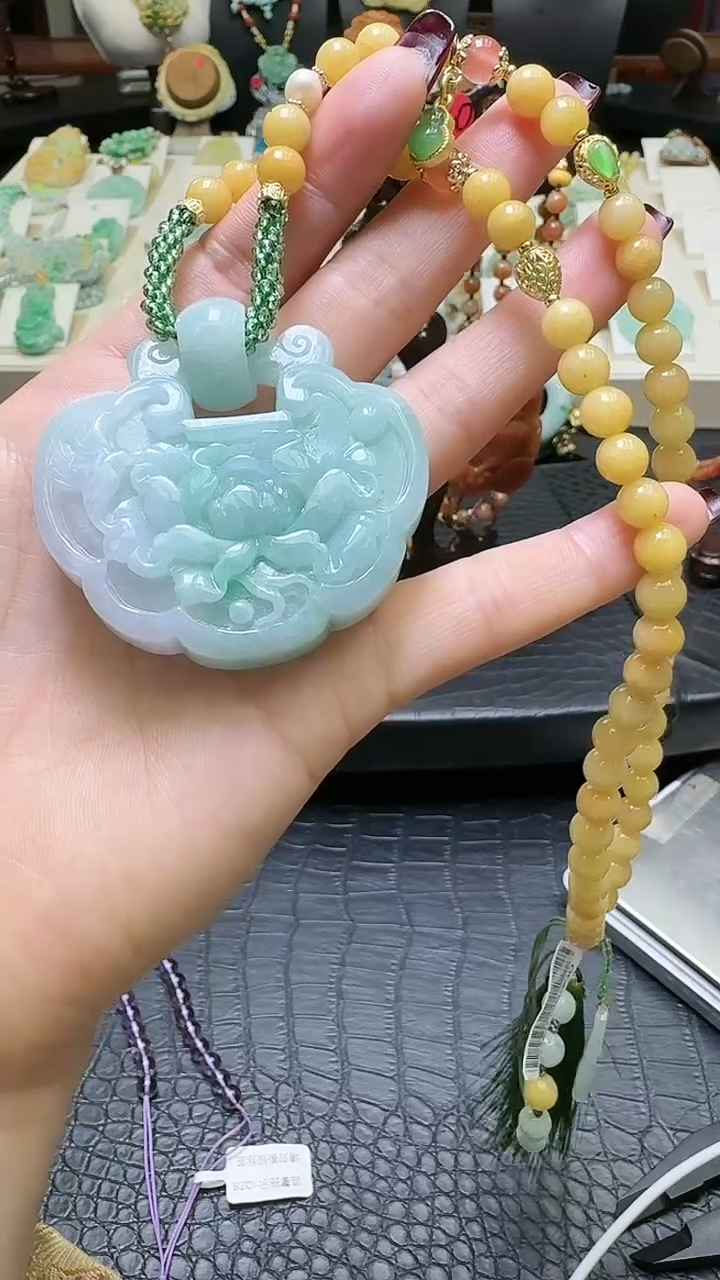 【闪购商品】翡翠颈饰未镶嵌翡翠毛衣链