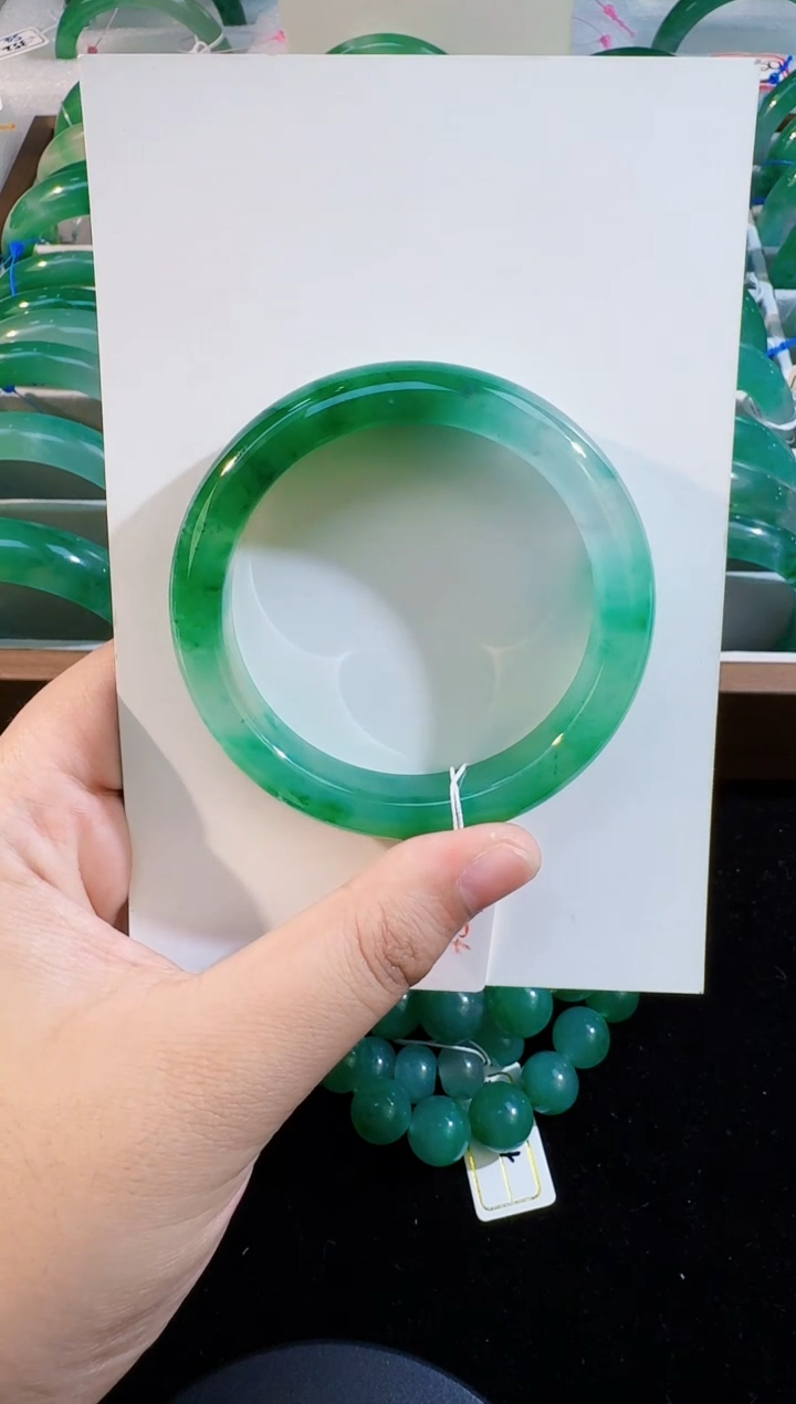 【闪购商品】石英质玉手镯银S925镶嵌701