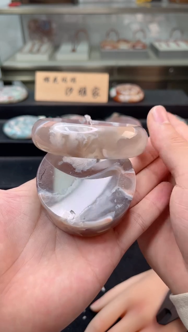 未镶嵌手镯石英质玉62圈口（赠品镯心）6301037