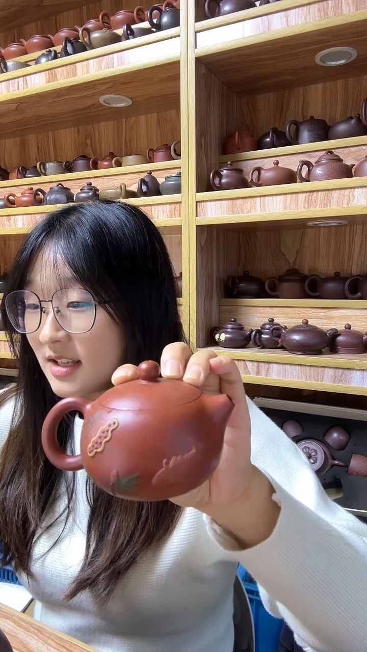 茶壶紫砂红泥泥绘230cc左右西施