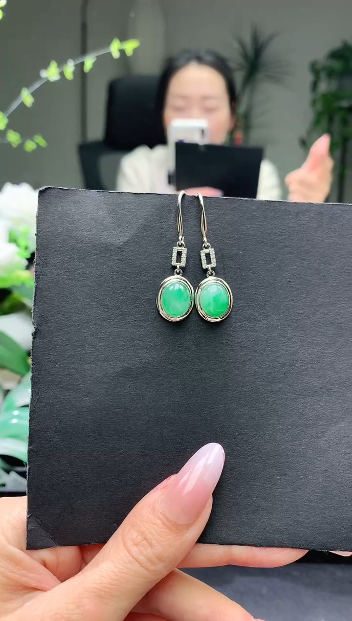 【闪购商品】石英质玉耳坠未镶嵌耳坠