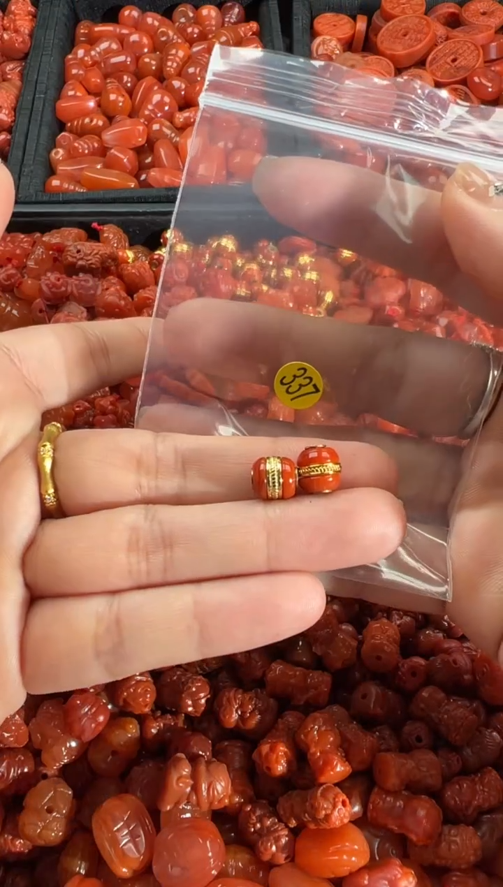 【闪购商品】南红玛瑙颈饰未镶嵌1