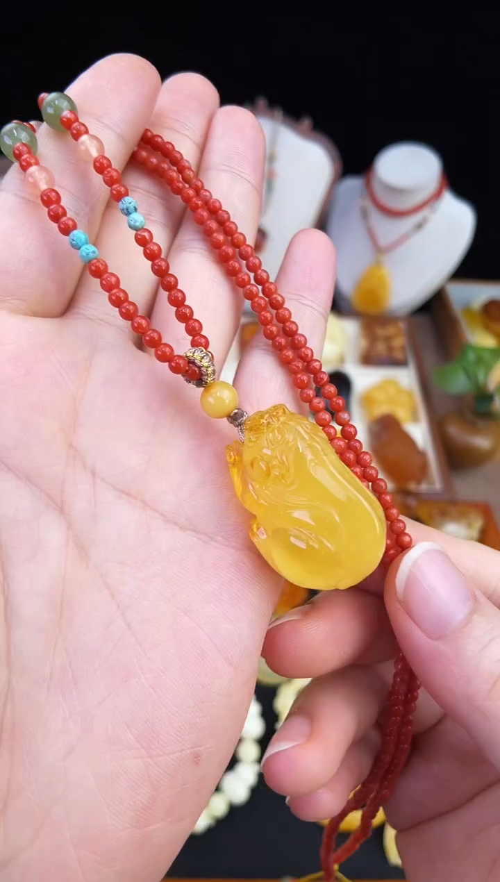 琥珀未镶嵌珠宝奇石柒月