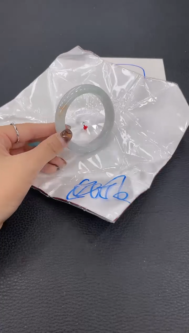 【闪购商品】翡翠手镯未镶嵌手镯