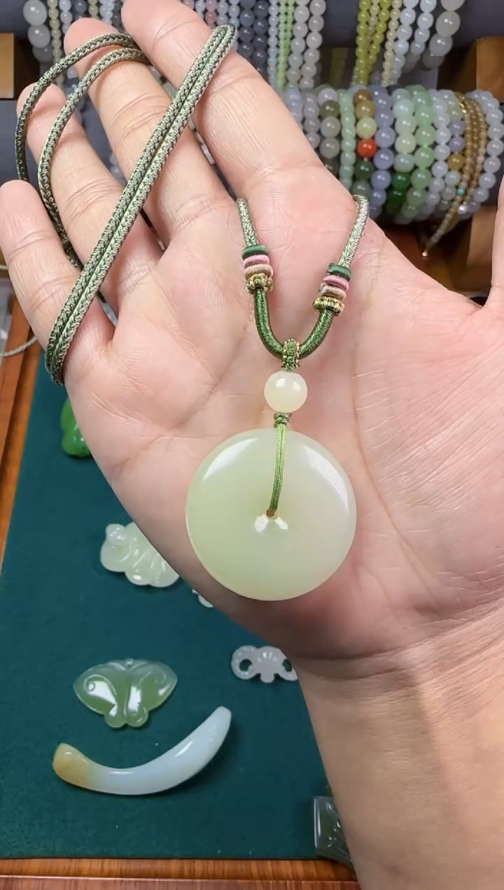 【闪购商品】和田玉无未镶嵌平安扣