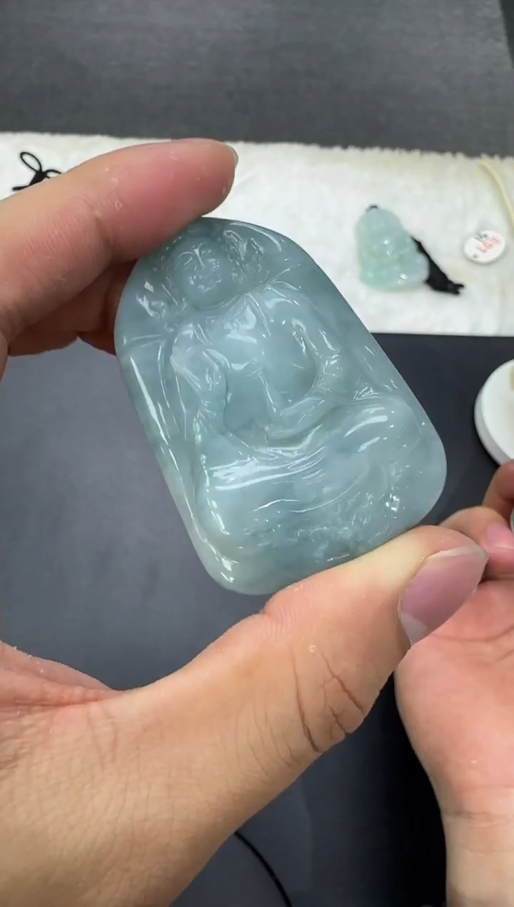 颈饰未镶嵌翡翠天然翡翠A货孤品一件 