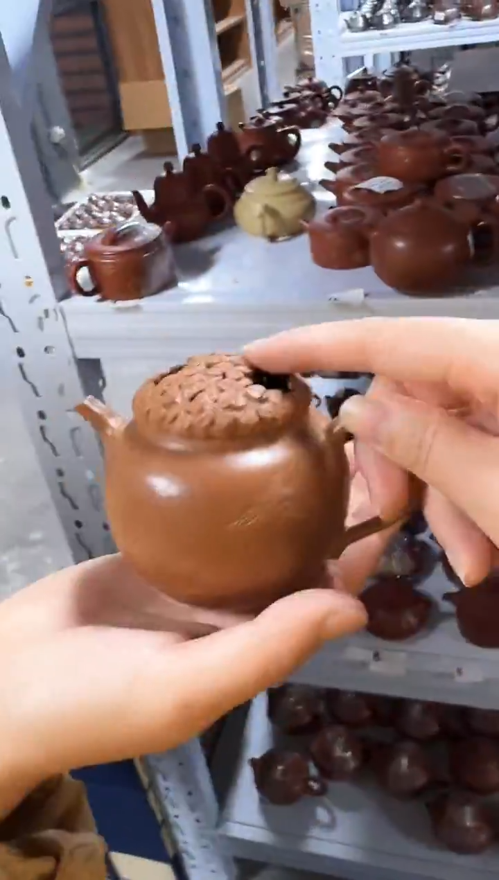 千万仓库 早点炸完回家过年 茶具
