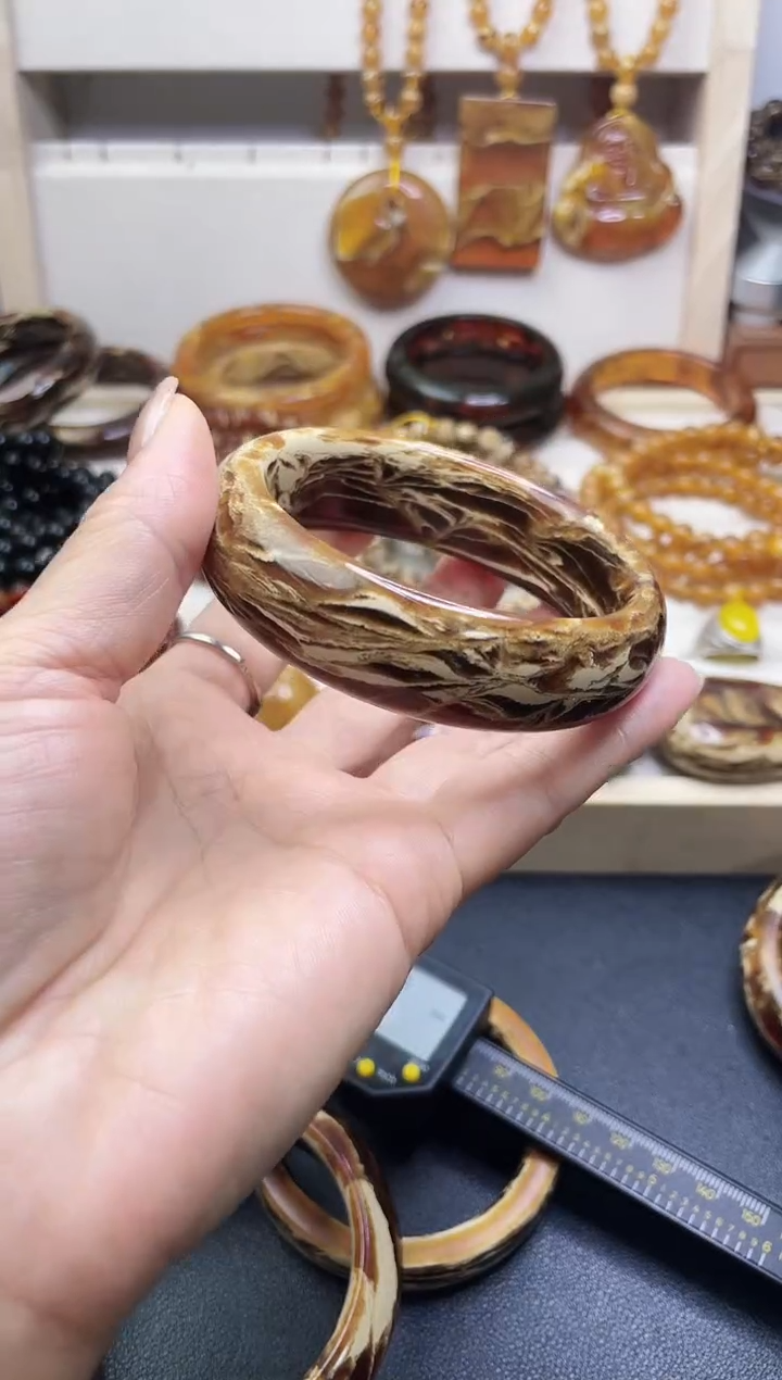 无非金属寻**人干白圈口57