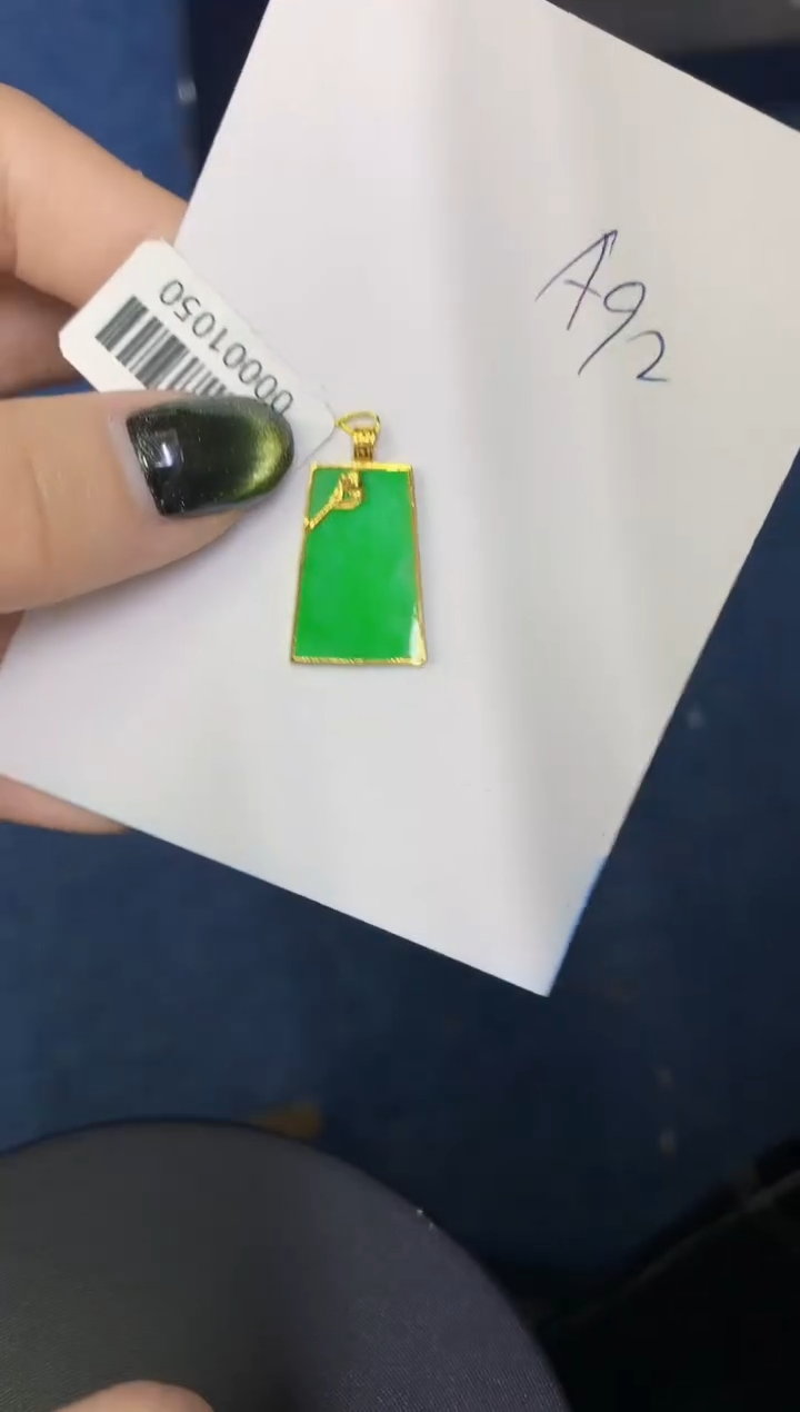 【闪购商品】翡翠颈饰18K金镶嵌00000000000