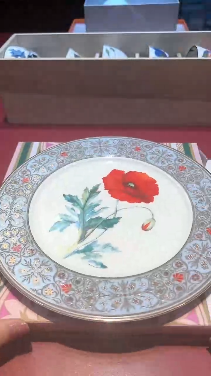 【闪购商品】瓷片锅碗瓢盆一件不剩