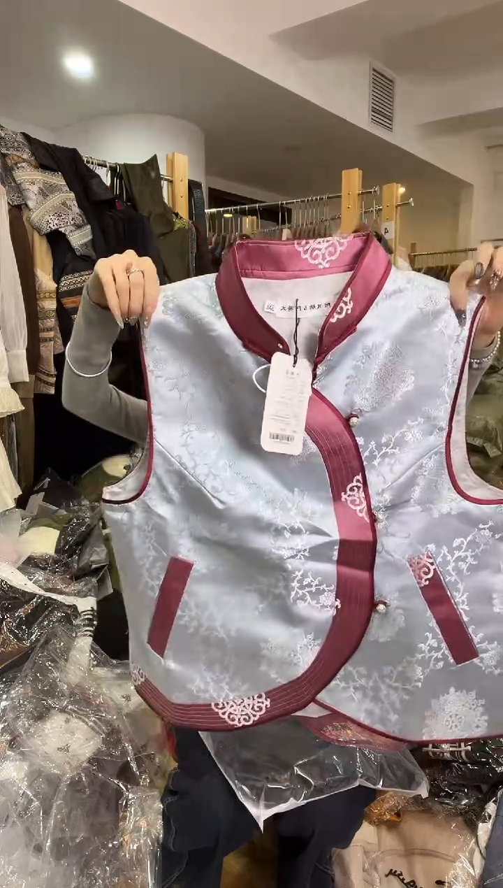 马甲       3XL码    140-150斤