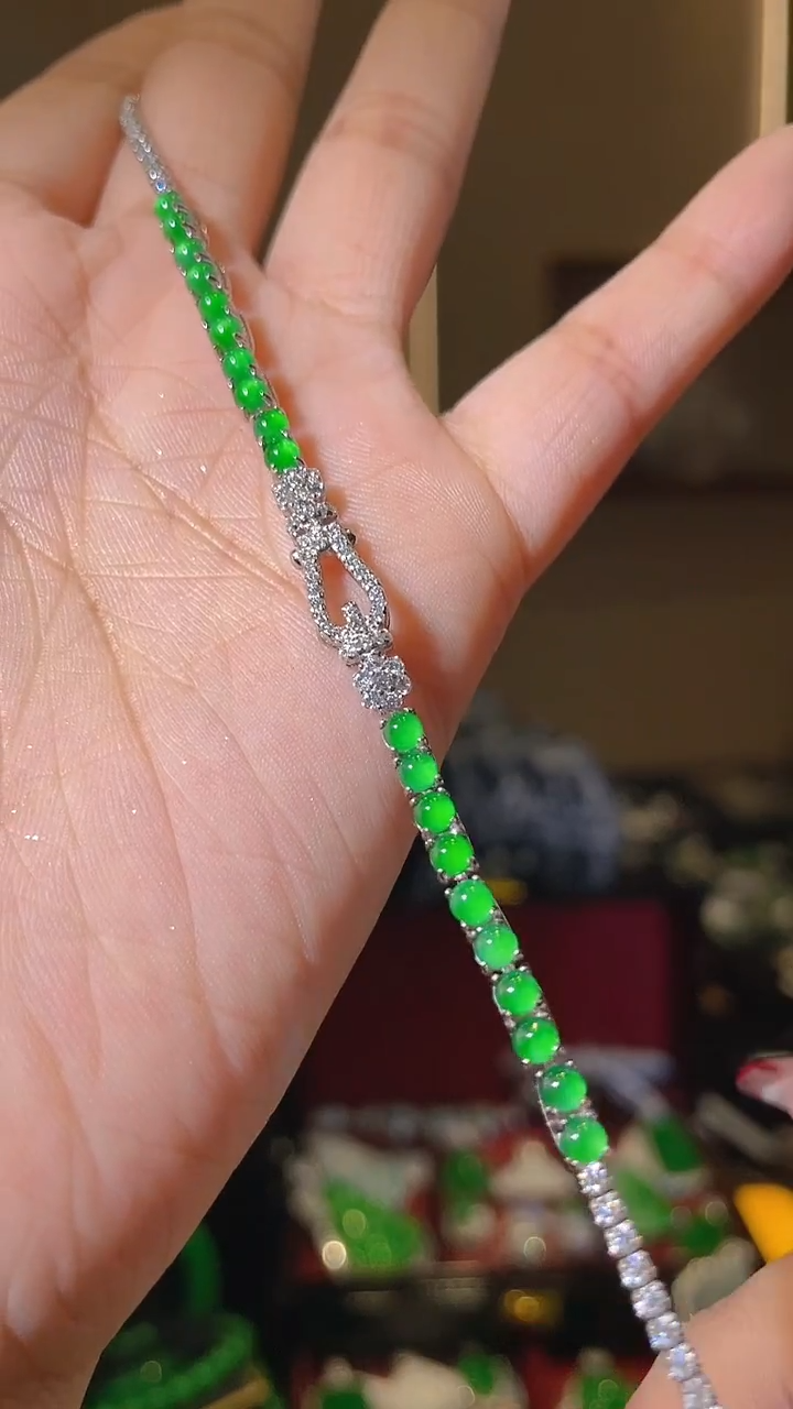 【闪购商品】翡翠手链未镶嵌天然翡翠A货