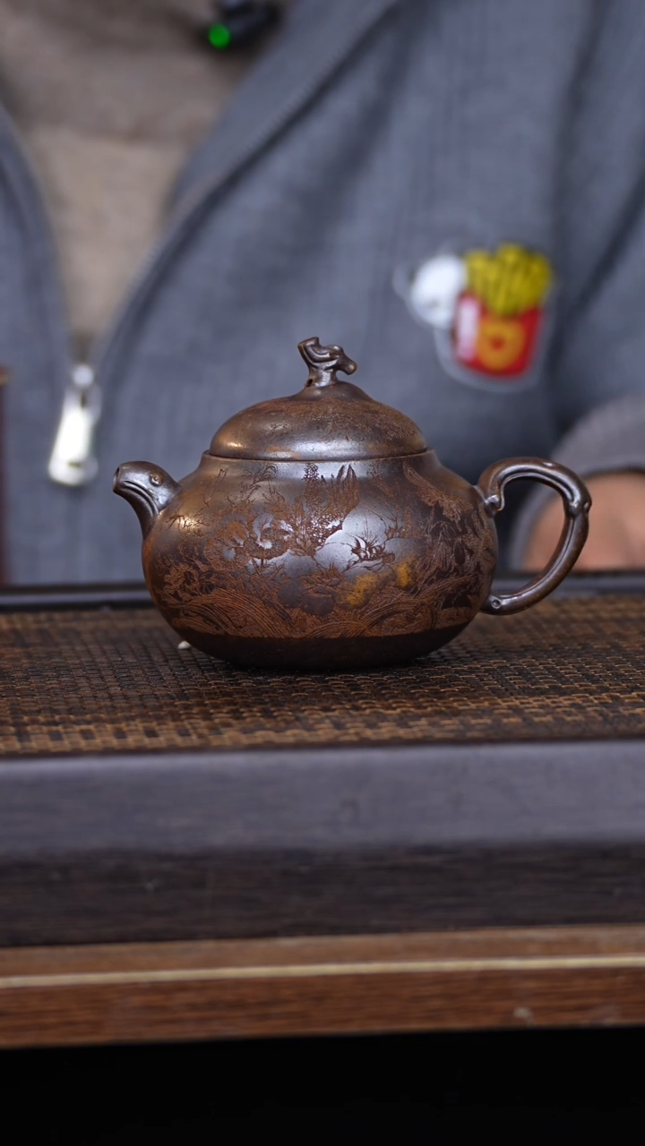 【闪购商品】紫砂茶壶48973456789