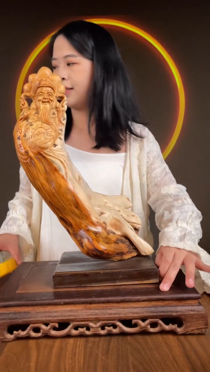 【闪购商品】柏木（崖柏）手工摆件,先抢先得!