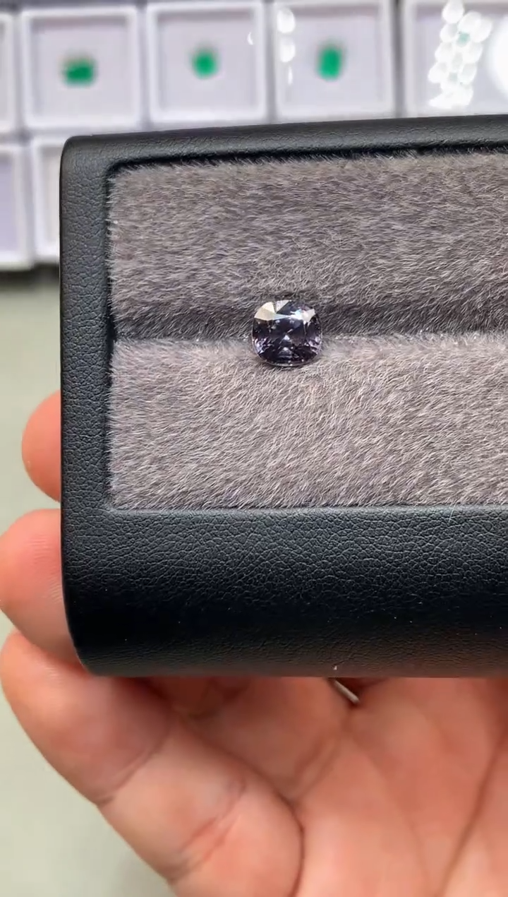 【闪购商品】定制尖晶石裸石未镶嵌枕型 金属灰色调尖晶石 2.12ct