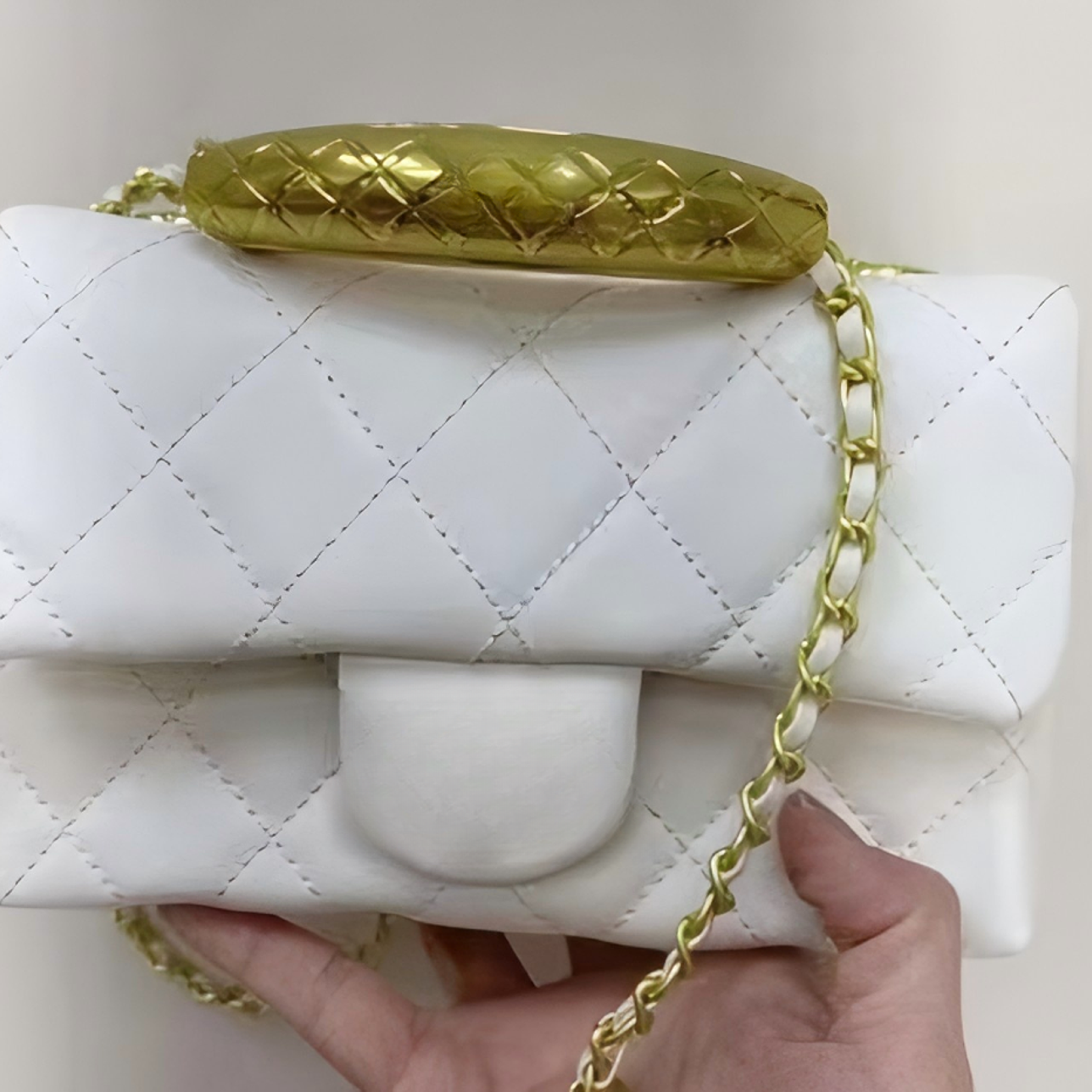 241266#白色轻奢时尚百搭女士单肩菱格肩包