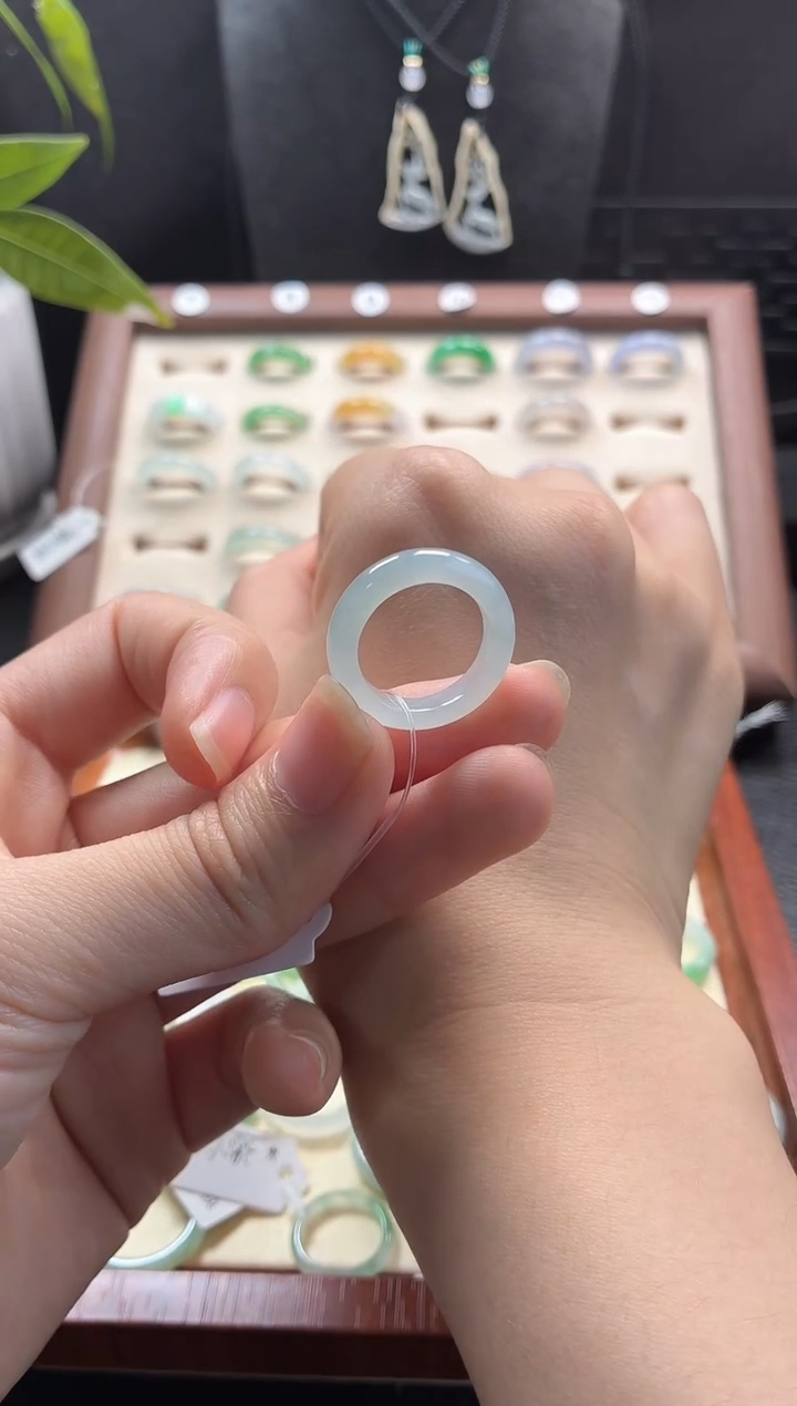 未镶嵌定制翡翠圈口10号  48小时鉴赏期